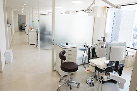 梅田クローバー歯科・矯正歯科アネックス