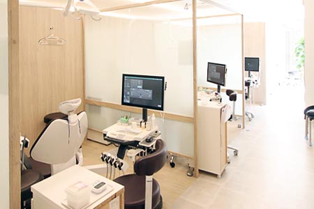 梅田茶屋町クローバー歯科・矯正歯科